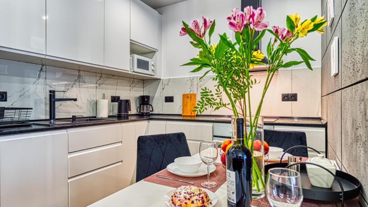Apartament Angelika G1 Z Prywatna Sauna, 3 Sypialniami, 2 Lazienkami - 5D Apartamenty ชเวียราโดว์-สโดรยจ์ ภายนอก รูปภาพ